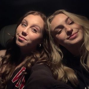 Meet your Posher, Carley